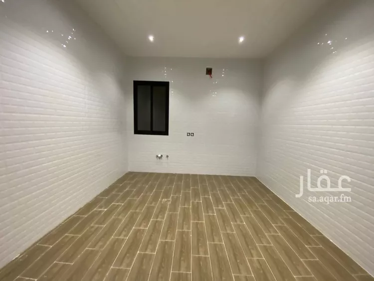 Floor for Sale in Riyadh Al Hazm 14