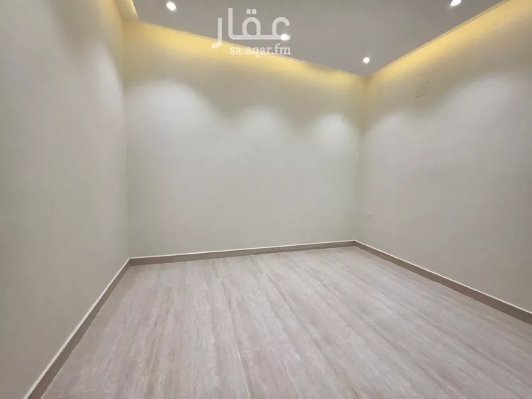 Floor for Sale in Riyadh Badr 8