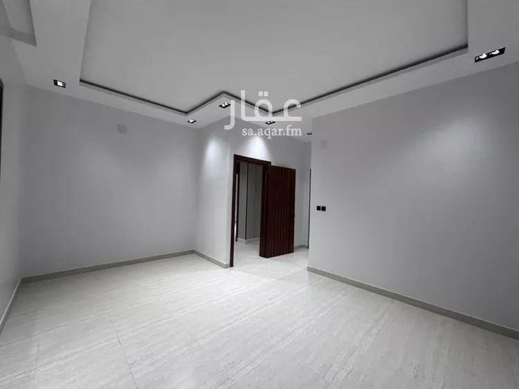 Floor for Sale in Riyadh Taiba 8
