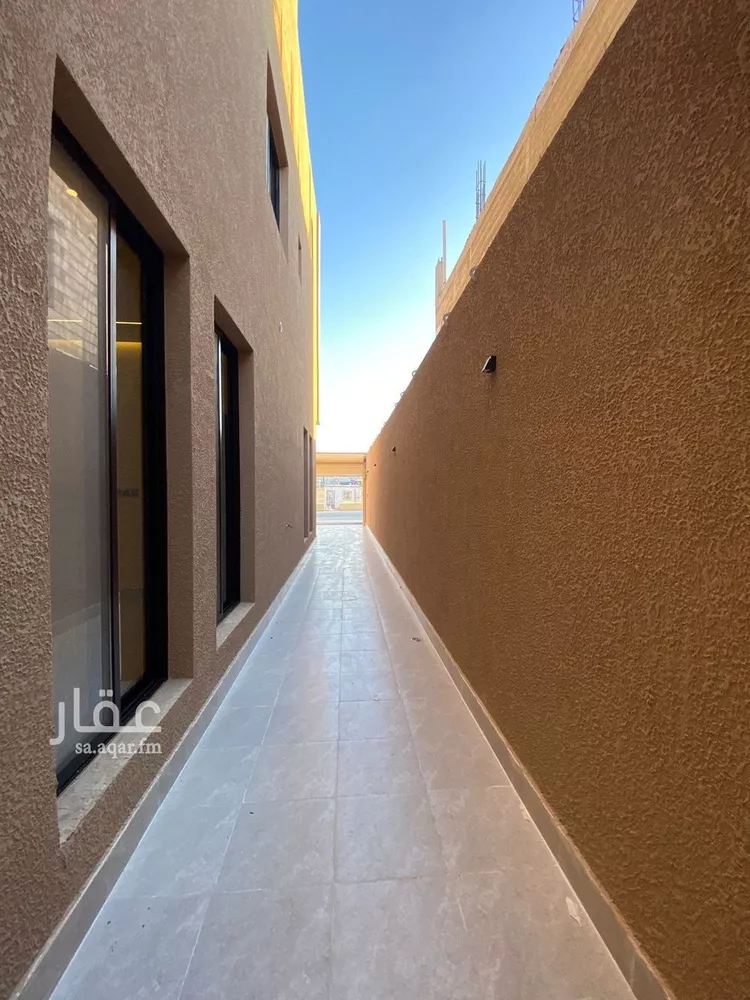 فيلا للبيع في شارع زينب الثقفية, حي العوالي, مدينة الرياض, منطقة الرياض 13
