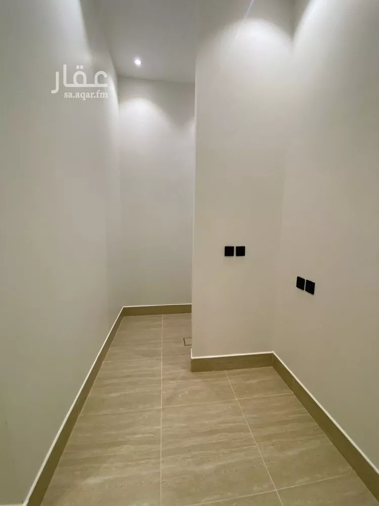 فيلا للبيع في شارع زينب الثقفية, حي العوالي, مدينة الرياض, منطقة الرياض 16