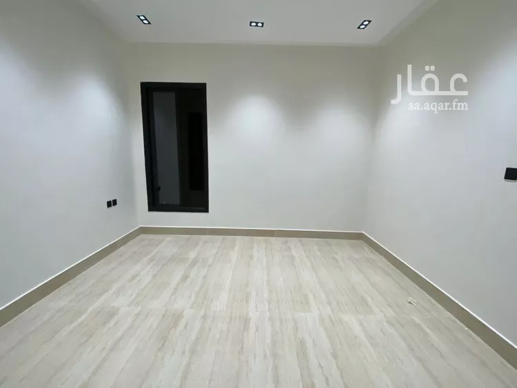 دور للبيع في شارع سديرة, حي عكاظ, مدينة الرياض, منطقة الرياض صورة 5