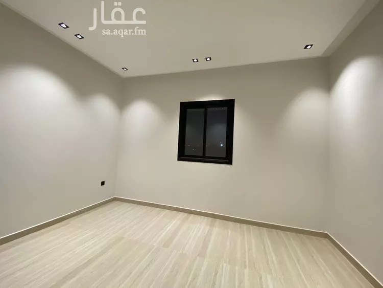 دور للبيع في شارع الفرسان, حي عكاظ, مدينة الرياض, منطقة الرياض صورة 4