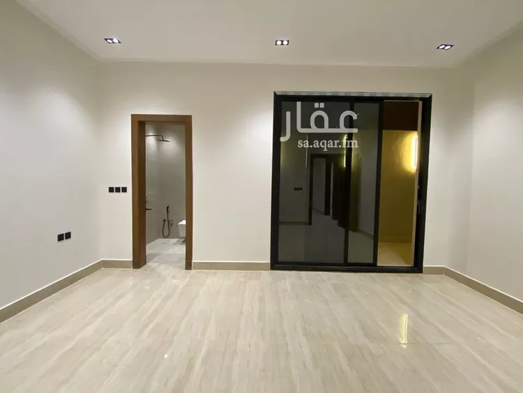 Floor for Sale in Riyadh Okaz 10