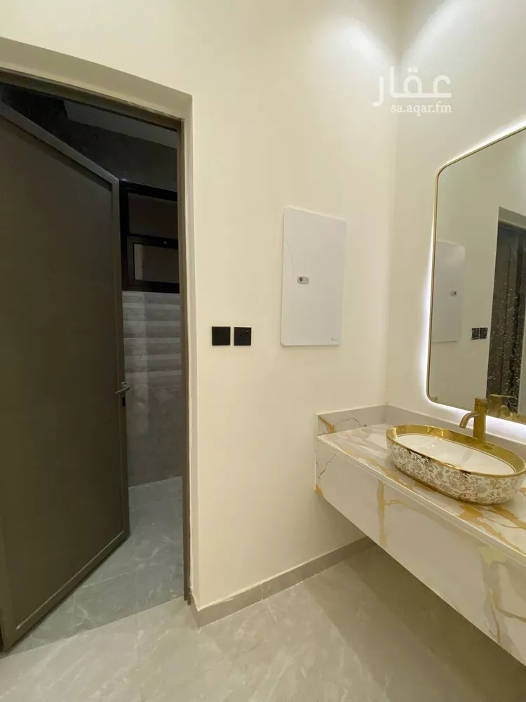 Floor for Sale in Riyadh Badr 16