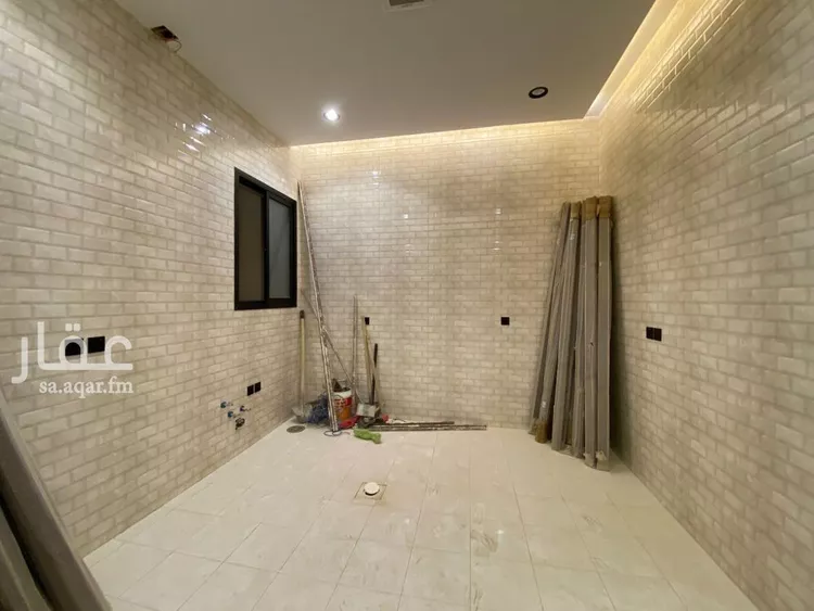 Floor for Sale in Riyadh Badr 13