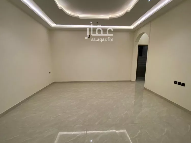 Floor for Sale in Riyadh Badr 14