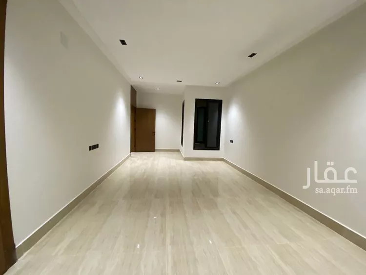 دور للبيع في شارع سديرة, حي عكاظ, مدينة الرياض, منطقة الرياض صورة 2