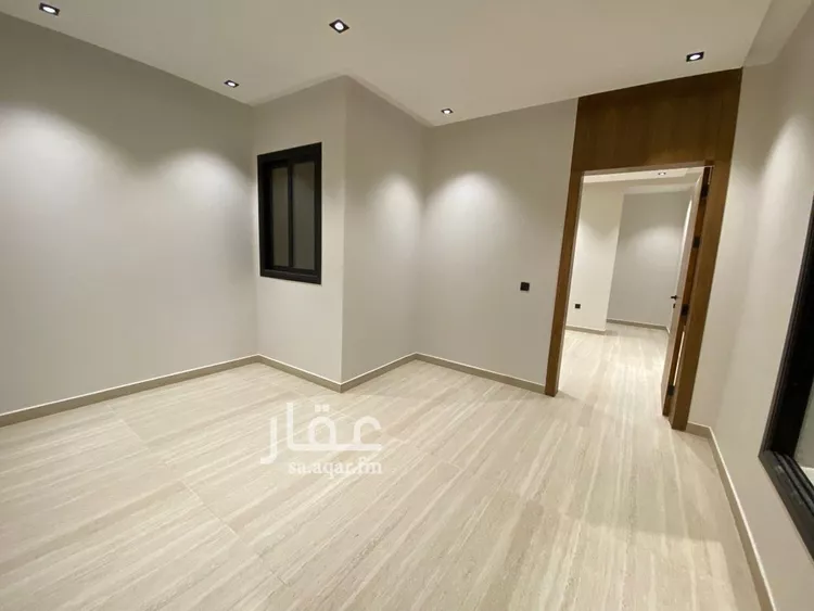 Floor for Sale in Riyadh Okaz 11