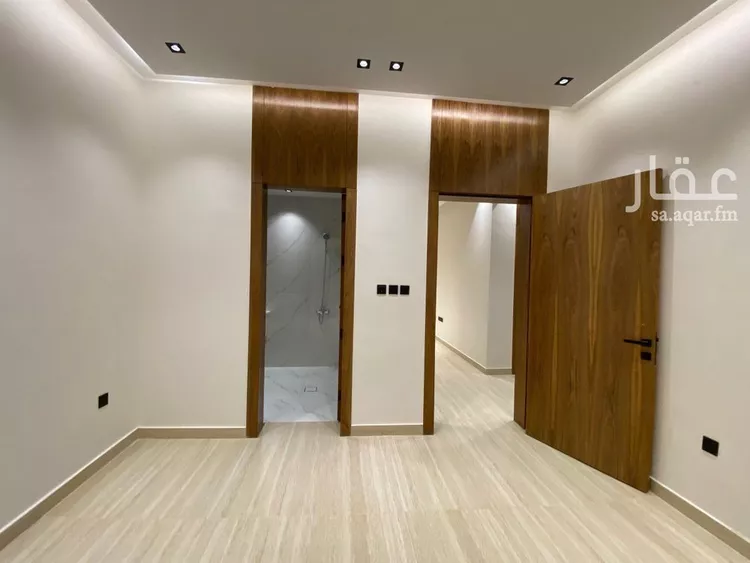 دور للبيع في شارع الفرسان, حي عكاظ, مدينة الرياض, منطقة الرياض صورة 5