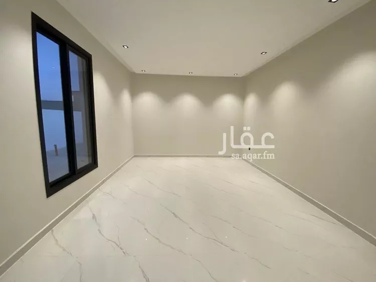 دور للبيع في شارع النفوذ, حي عكاظ, مدينة الرياض, منطقة الرياض 9