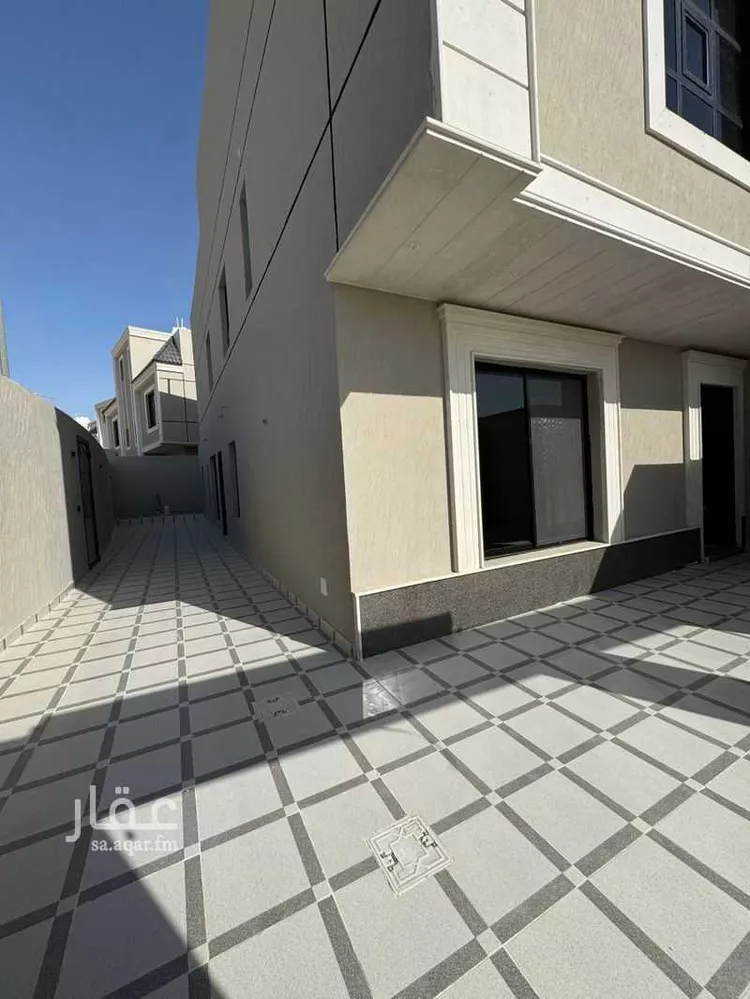 دور للبيع في شارع العويقلية, حي طيبة, مدينة الرياض, منطقة الرياض صورة 2