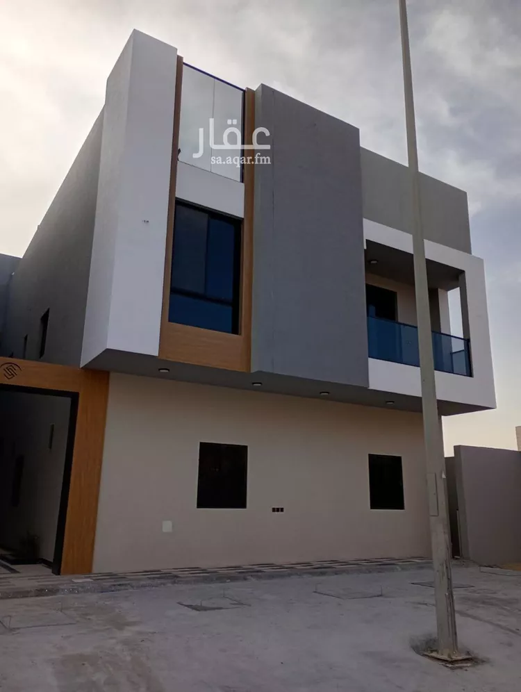 شقة للبيع في شارع الصداوي, حي الصواري, مدينة الخبر, المنطقة الشرقية