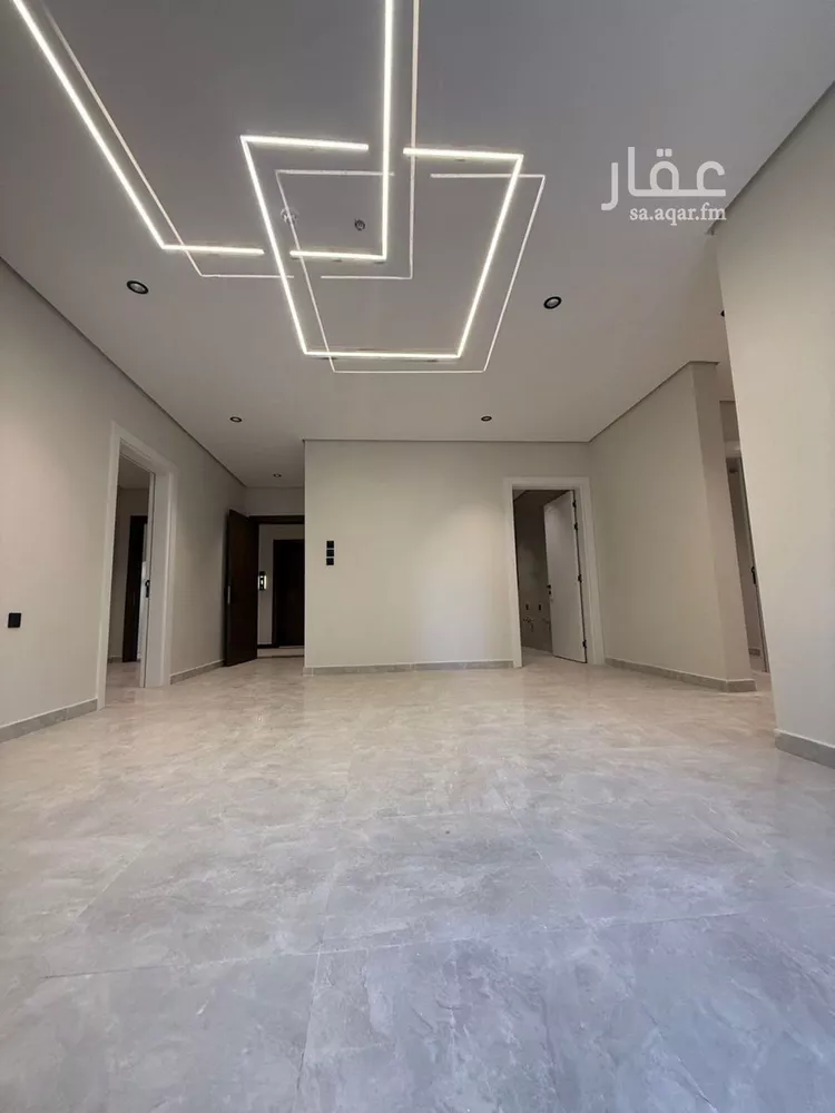 شقة للبيع في شارع القرية العليا, حي الحمراء, مدينة الخبر, المنطقة الشرقية