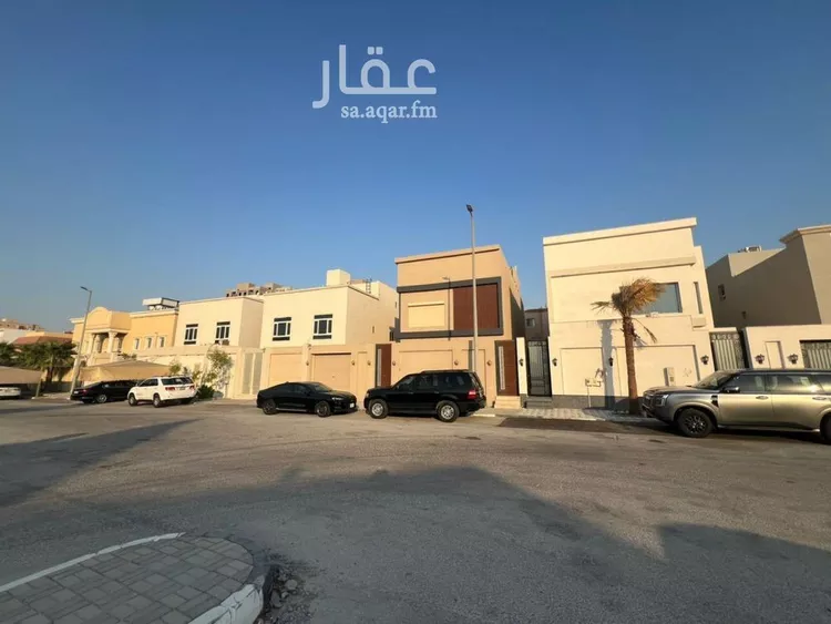 فيلا للبيع في شارع الاثير, حي البحيرة, مدينة الخبر, المنطقة الشرقية صورة 4