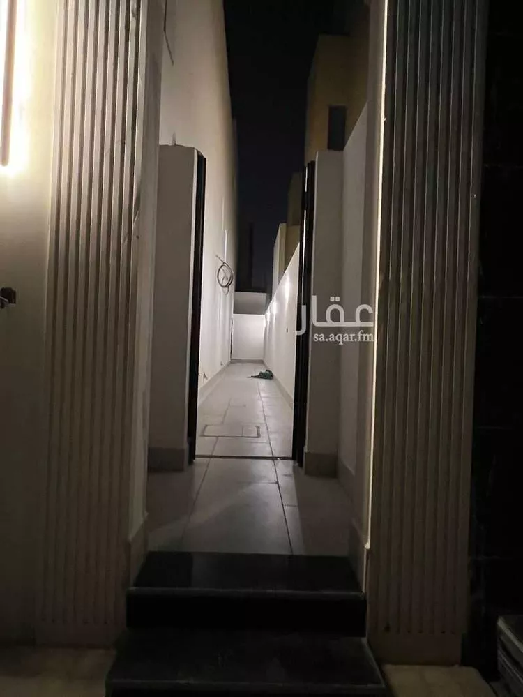 فيلا للبيع في شارع محمد بن القيسي, حي العارض, مدينة الرياض, منطقة الرياض صورة 3