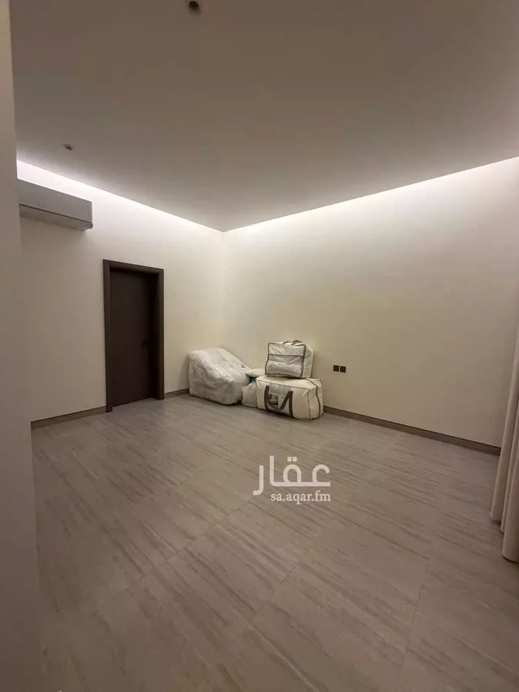 فيلا للبيع في شارع رقم 347, حي الملقا, مدينة الرياض, منطقة الرياض 10