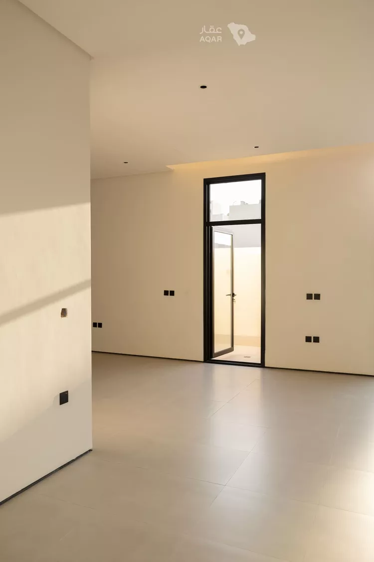 دور للبيع في شارع رقم 520, حي النرجس, مدينة الرياض, منطقة الرياض 18
