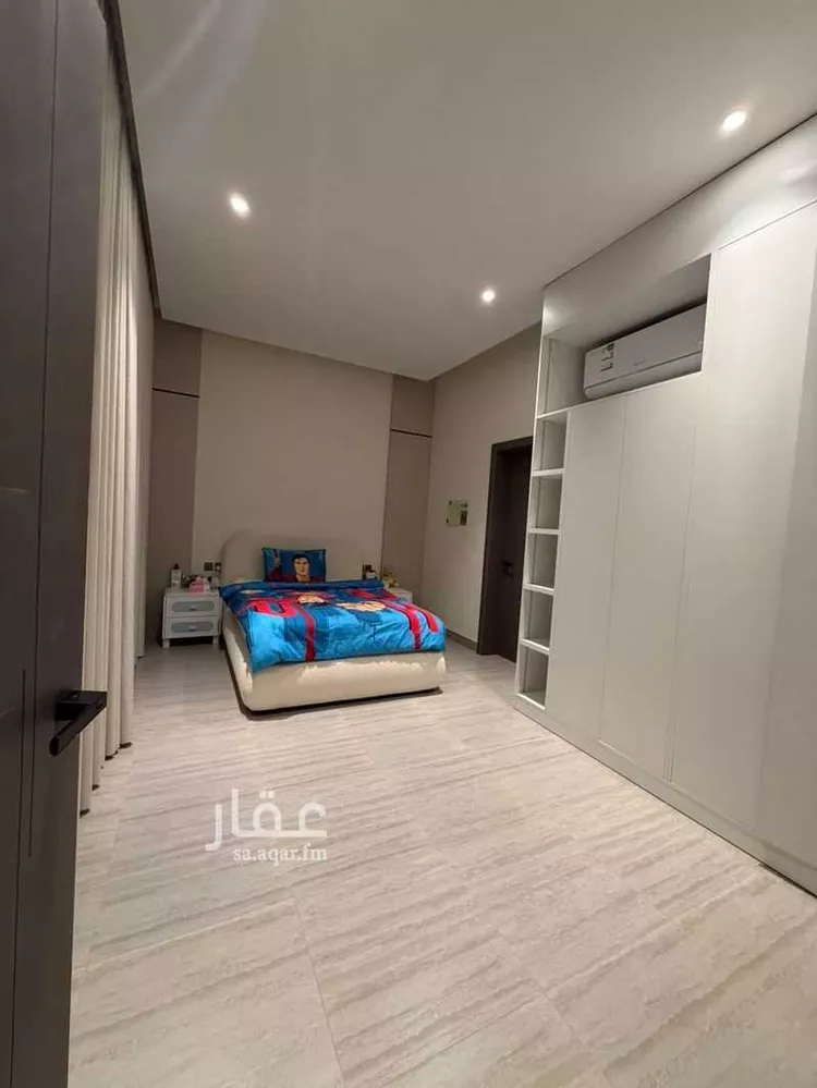فيلا للبيع في شارع رقم 347, حي الملقا, مدينة الرياض, منطقة الرياض 12