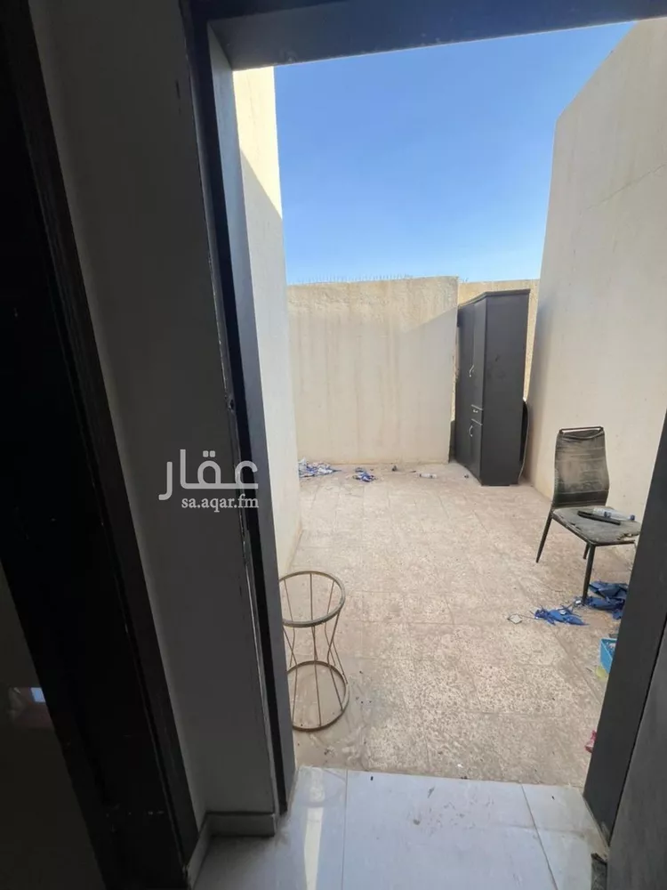 فيلا للإيجار في شارع أحمد بن محمد العتابي, حي الرمال, مدينة الرياض, منطقة الرياض صورة 3