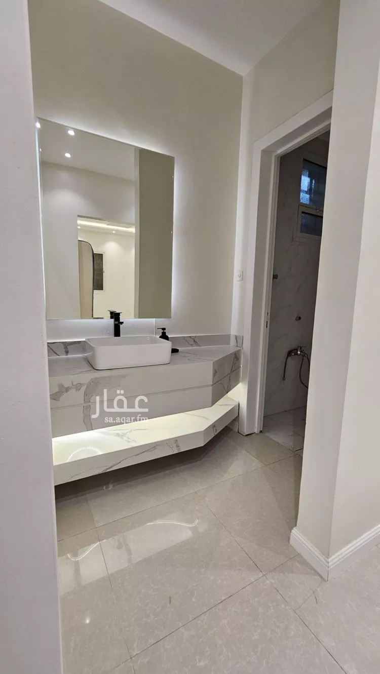 فيلا للبيع في شارع علي أبي الكلام البغدادي, حي الرمال, مدينة الرياض, منطقة الرياض صورة 2