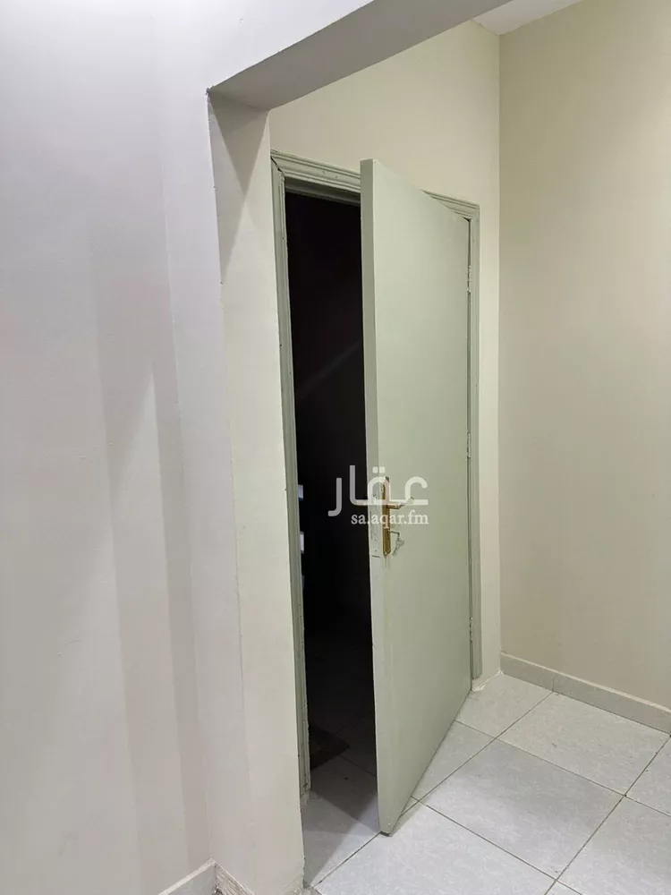 شقة للإيجار في شارع ابن أحمد اللخمي, حي الرمال, مدينة الرياض, منطقة الرياض