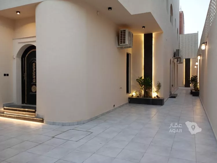 Floor for Rent in Riyadh Al Malqa 16
