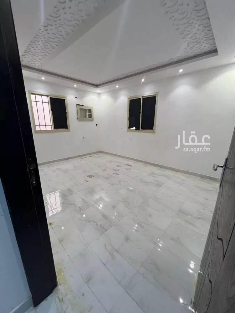 فيلا للإيجار في شارع أحمد بن محمد العتابي, حي الرمال, مدينة الرياض, منطقة الرياض صورة 5