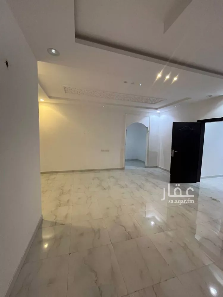 فيلا للإيجار في شارع أحمد بن محمد العتابي, حي الرمال, مدينة الرياض, منطقة الرياض صورة 3
