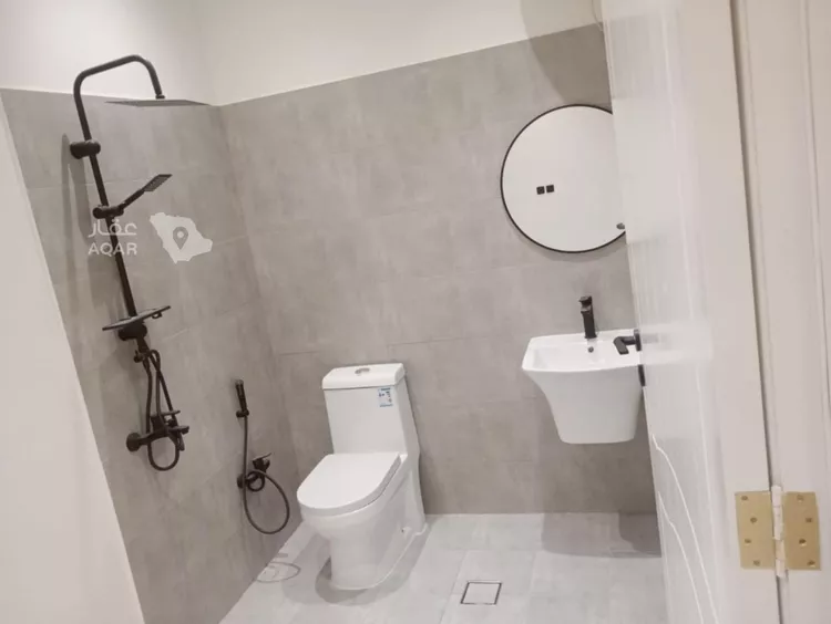 Floor for Rent in Riyadh Al Malqa 13