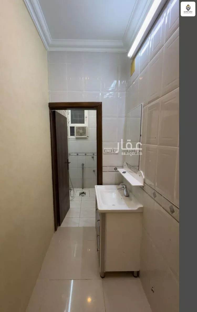 فيلا للبيع في شارع القعقاع البكري, حي الصفاء, مدينة بريدة, منطقة القصيم صورة 3