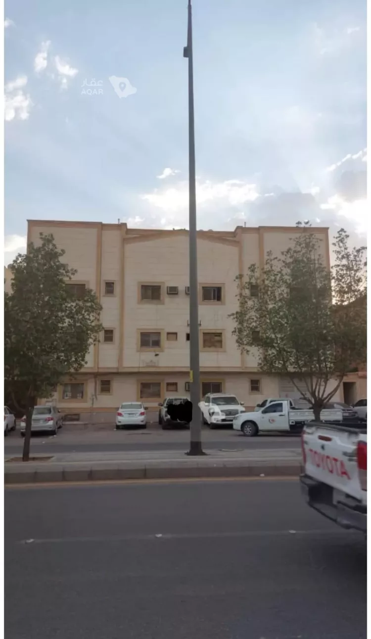 عمارة للبيع في شارع الديار, حي العزيزية, مدينة الرياض, منطقة الرياض