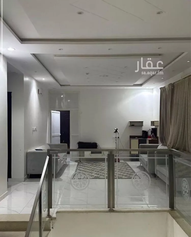 فيلا للبيع في شارع حسن سعيد المخرج, حي المعيزيلة, مدينة الرياض, منطقة الرياض صورة 2