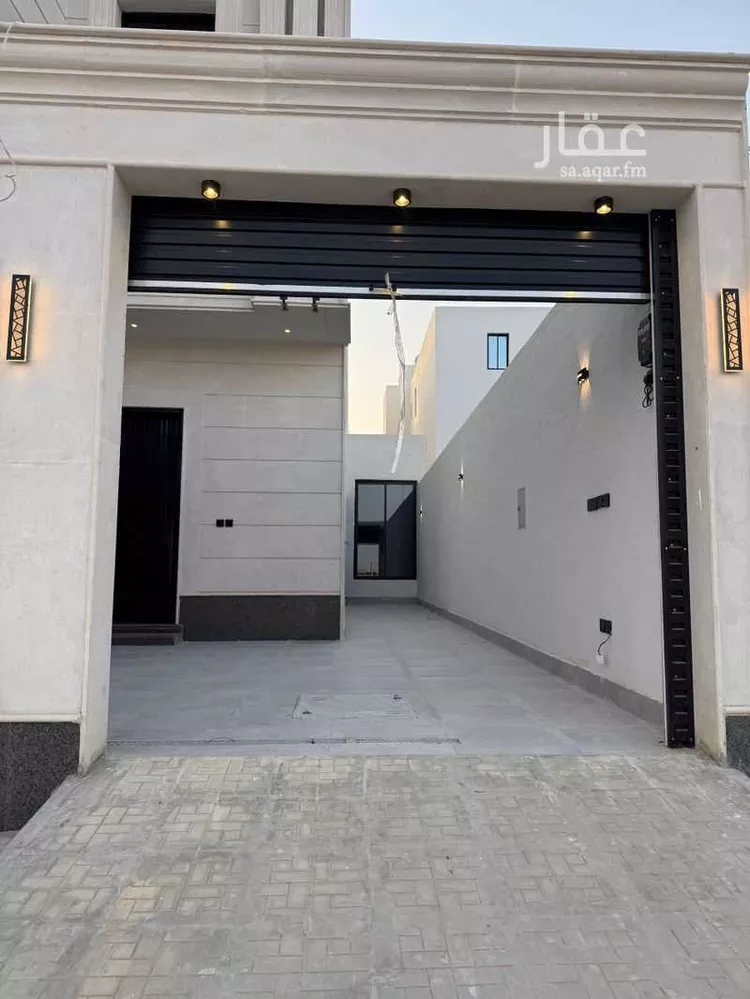 دور للبيع في شارع المعيزليه, حي المعيزيلة, مدينة الرياض, منطقة الرياض صورة 2