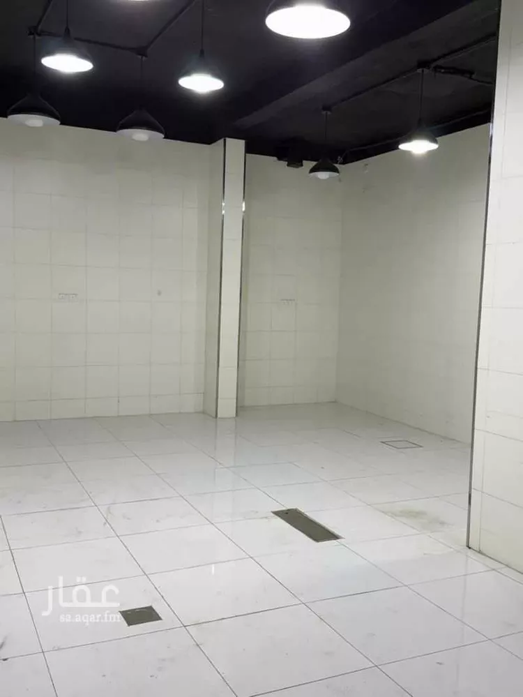 عمارة للإيجار في شارع الندوة, حي النظيم, مدينة الرياض, منطقة الرياض 8