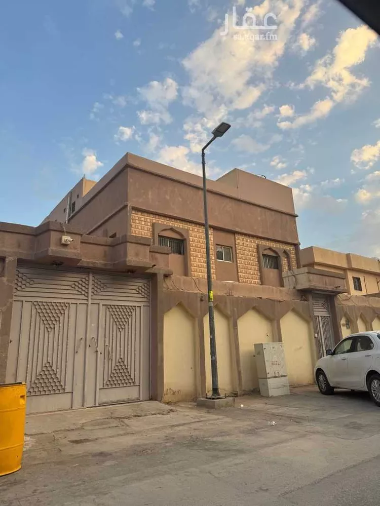 فيلا للبيع في شارع البازمي, حي النظيم, مدينة الرياض, منطقة الرياض صورة 2