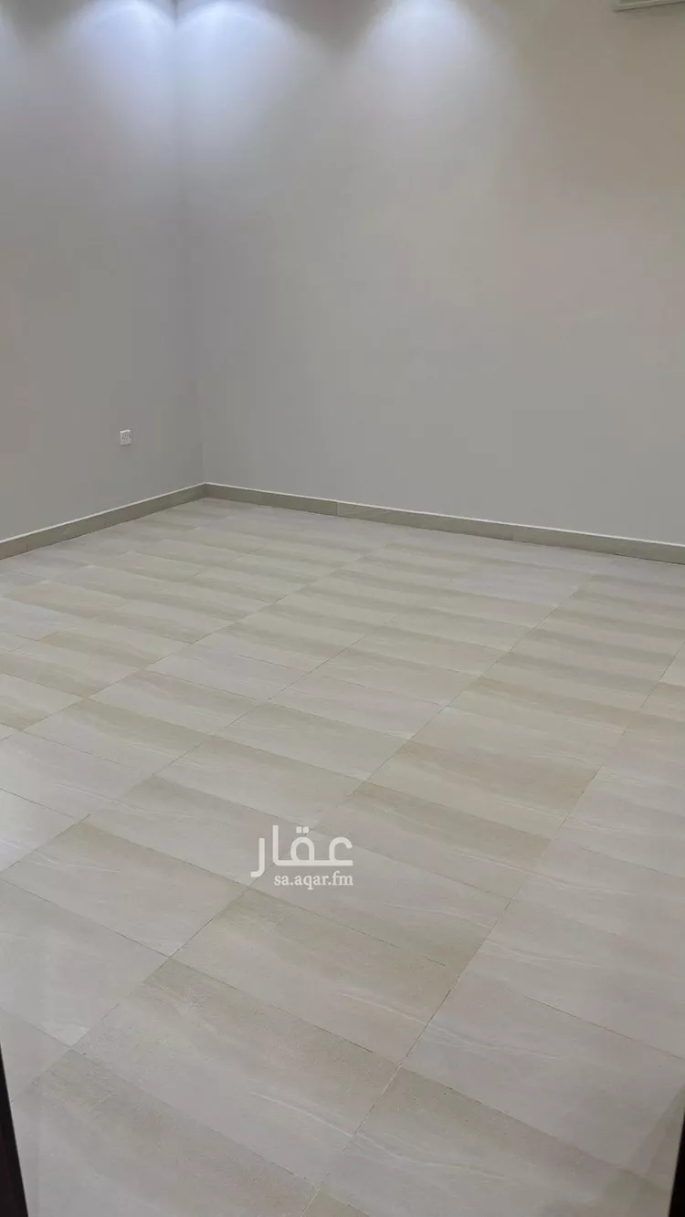 شقة للإيجار في شارع ميناء الاحمدي, حي إشبيلية, مدينة الرياض, منطقة الرياض صورة 2