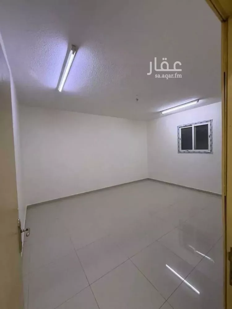 شقة للإيجار في شارع عبداللطيف بن مبارك, حي الشفاء, مدينة الرياض, منطقة الرياض 1 صورة