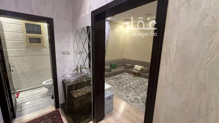 فيلا للبيع في شارع عبدالرحمن بن محمد بن مسلمة الأنصاري, حي العارض, مدينة الرياض, منطقة الرياض 8