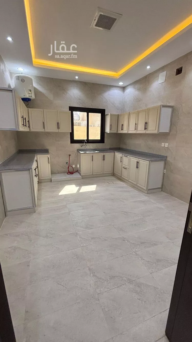 شقة للإيجار في شارع ميناء الاحمدي, حي إشبيلية, مدينة الرياض, منطقة الرياض صورة 3