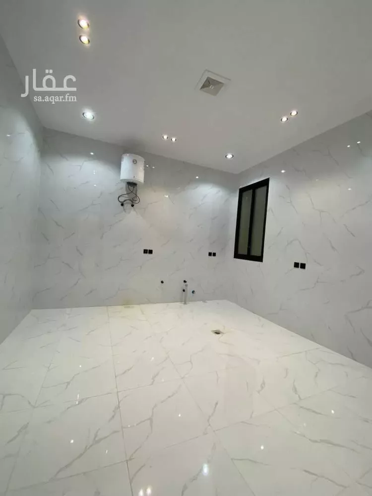 دور للبيع في شارع الامام مسلم , حي بدر, مدينة الرياض, منطقة الرياض صورة 5