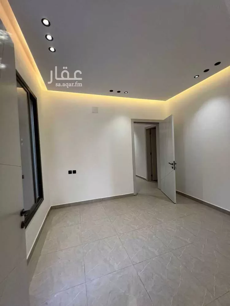 دور للبيع في شارع العباس بن عبدالله, حي بدر, مدينة الرياض, منطقة الرياض صورة 4