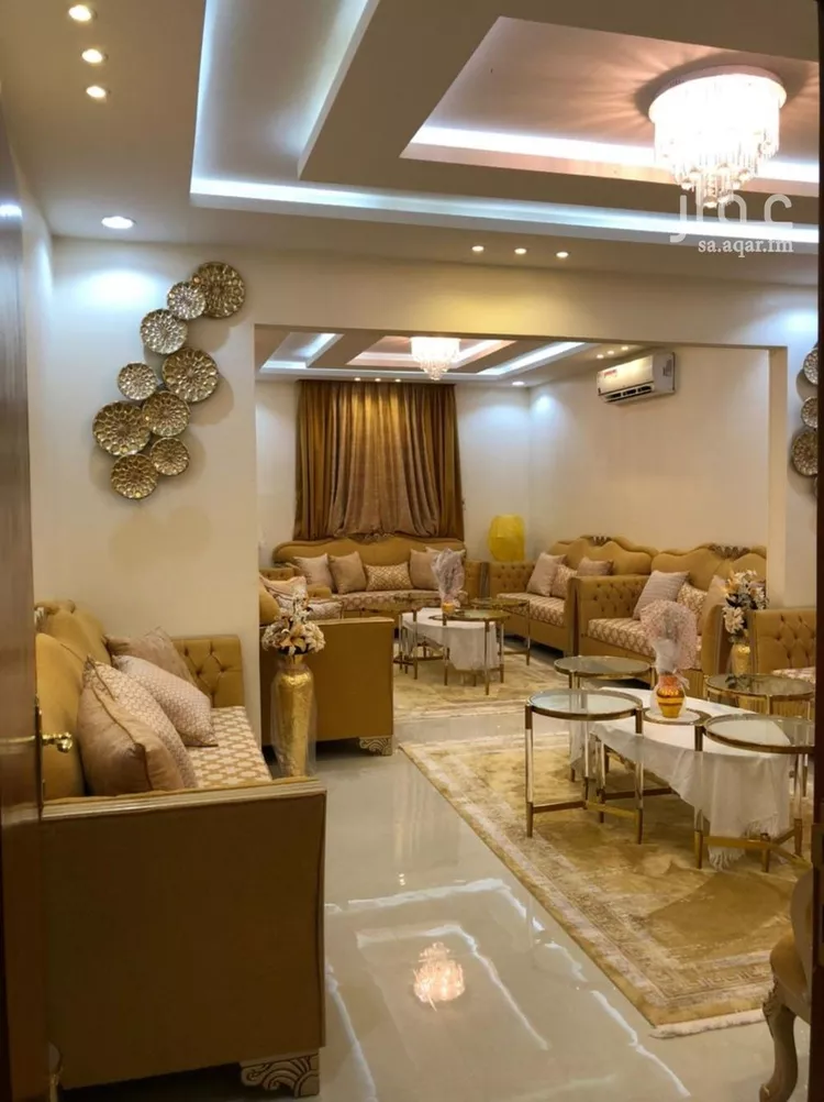 فيلا للبيع في شارع علي المنتصر التونسي, حي العزيزية, مدينة الرياض, منطقة الرياض صورة 2