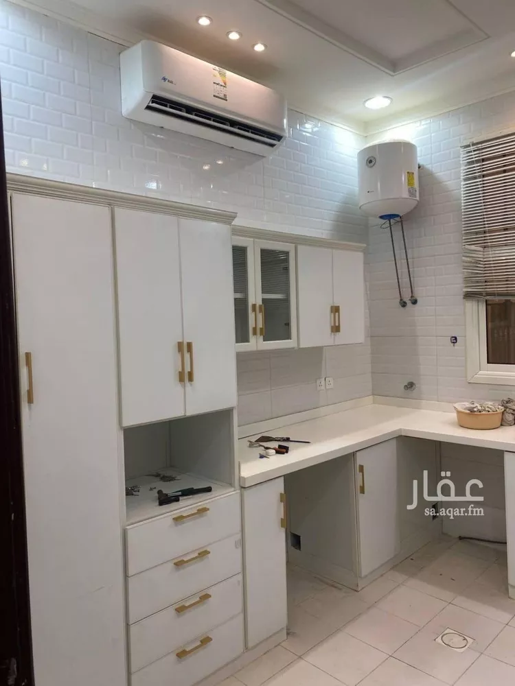 شقة للإيجار في شارع أبي علي الصيرفي, حي المهدية, مدينة الرياض, منطقة الرياض