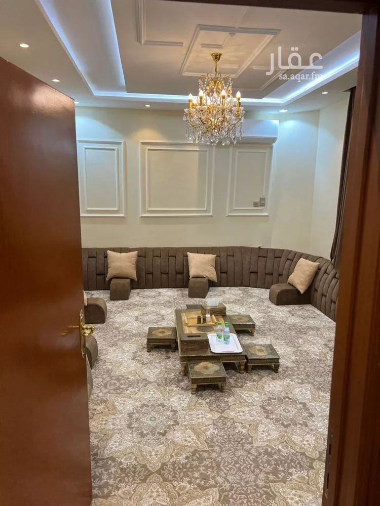 فيلا للبيع في شارع علي المنتصر التونسي, حي العزيزية, مدينة الرياض, منطقة الرياض صورة 3