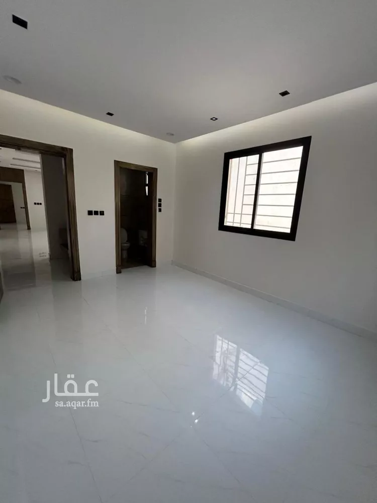 فيلا للإيجار في شارع الصفار الذهبي, حي عكاظ, مدينة الرياض, منطقة الرياض صورة 3