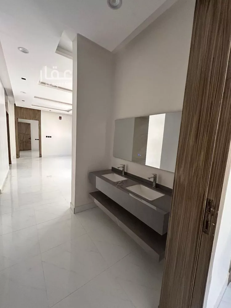 فيلا للإيجار في شارع الصفار الذهبي, حي عكاظ, مدينة الرياض, منطقة الرياض