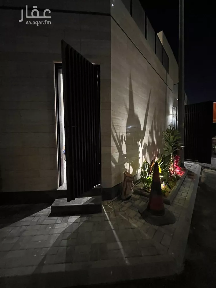 دور للبيع في شارع رقم 254, حي النرجس, مدينة الرياض, منطقة الرياض صورة 2