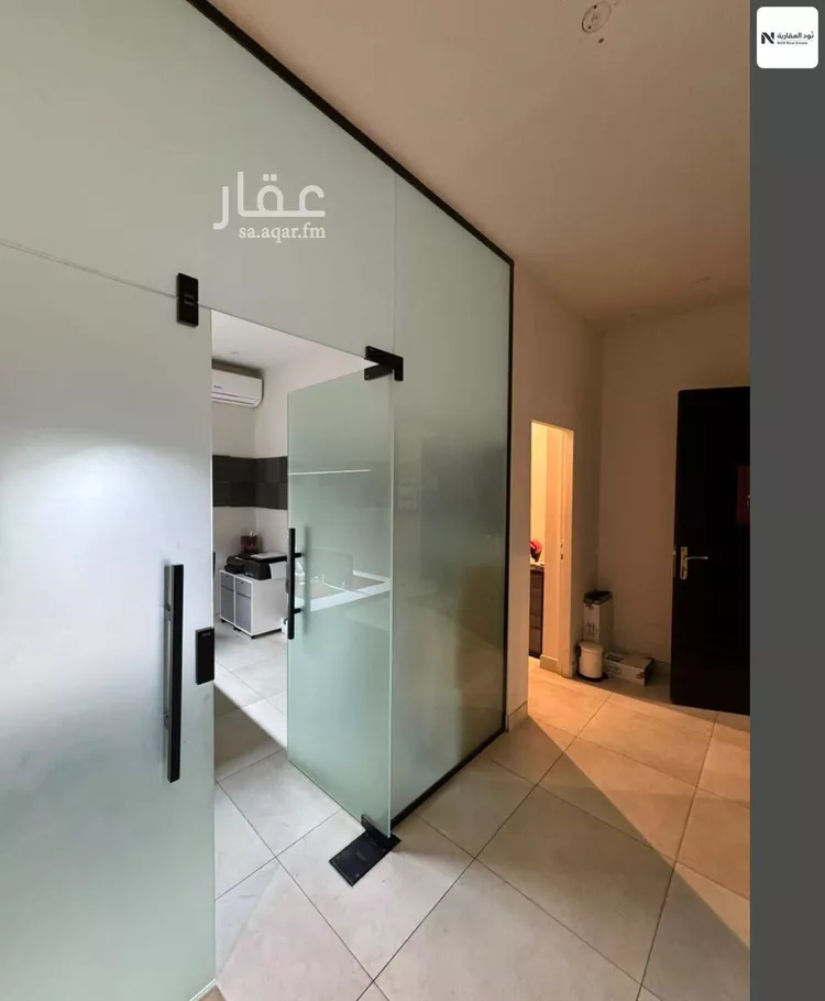 مكتب تجاري للإيجار في شارع ابي بكر الصديق, حي الربيع, مدينة الرياض, منطقة الرياض