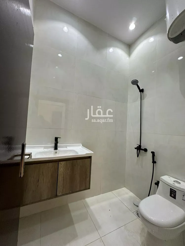 شقة للإيجار في شارع إبراهيم بن نغيمش, حي العقيق, مدينة الرياض, منطقة الرياض صورة 2